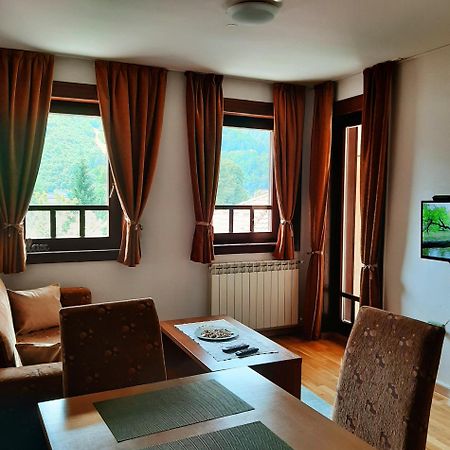 Relax Apartman Фойница Экстерьер фото