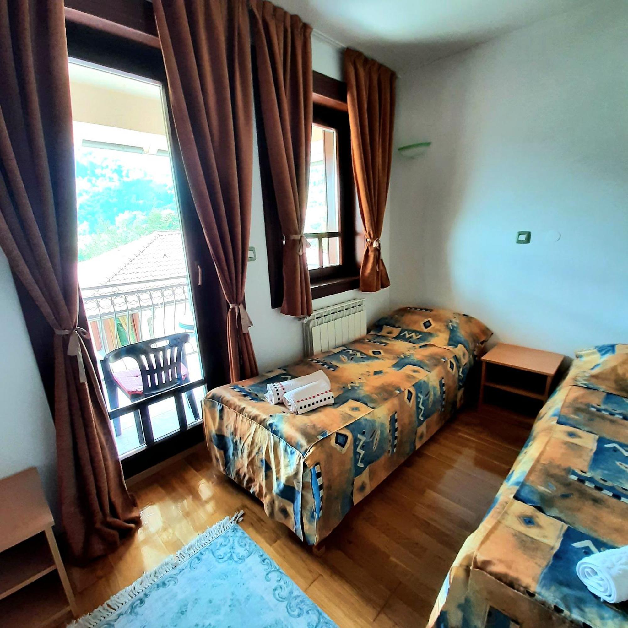 Relax Apartman Фойница Экстерьер фото
