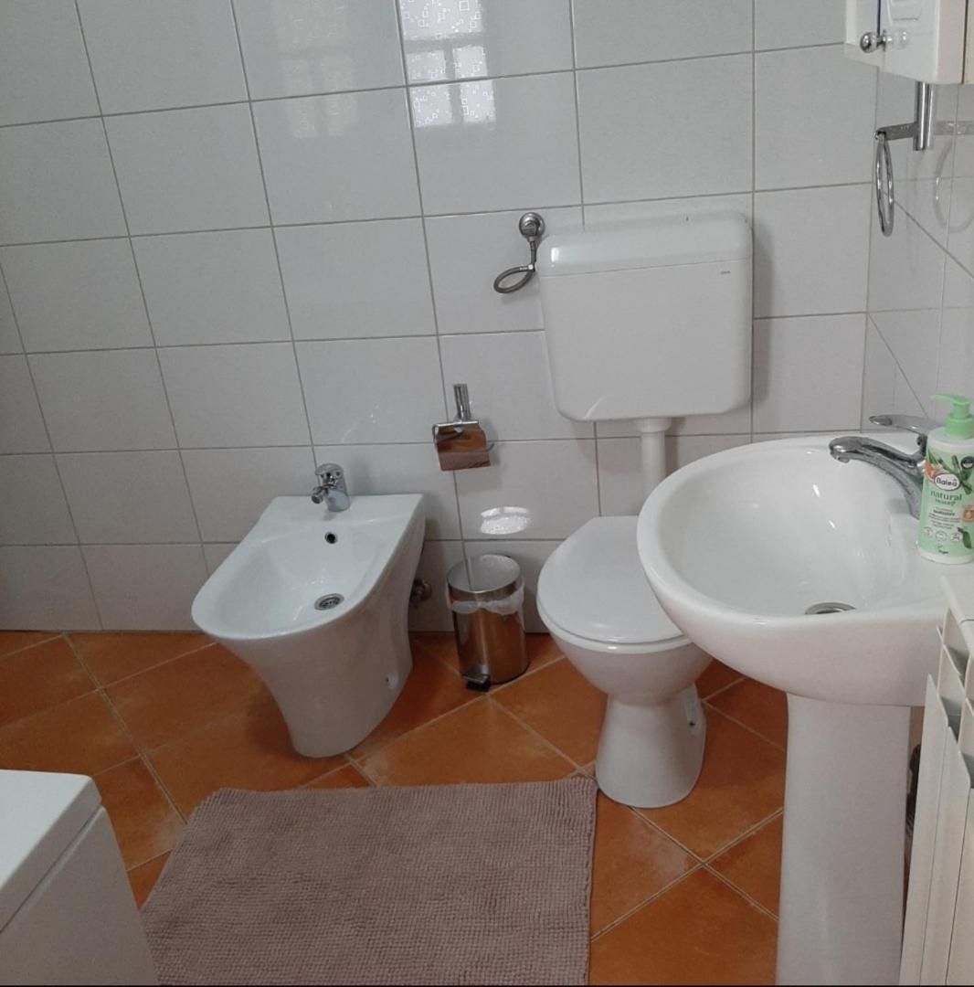 Relax Apartman Фойница Экстерьер фото